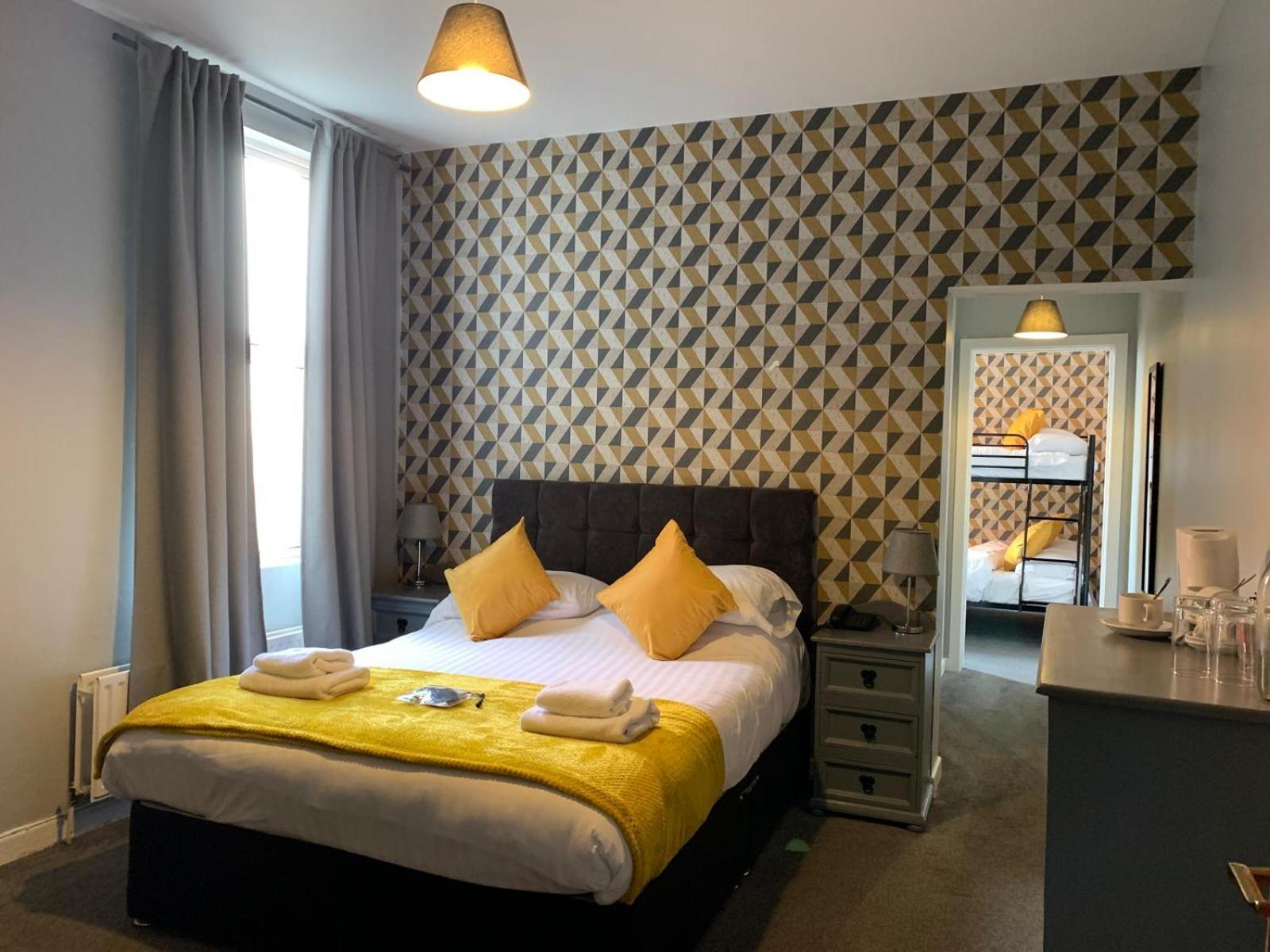 Bed and Breakfast The Donard Newcastle  Exterior foto