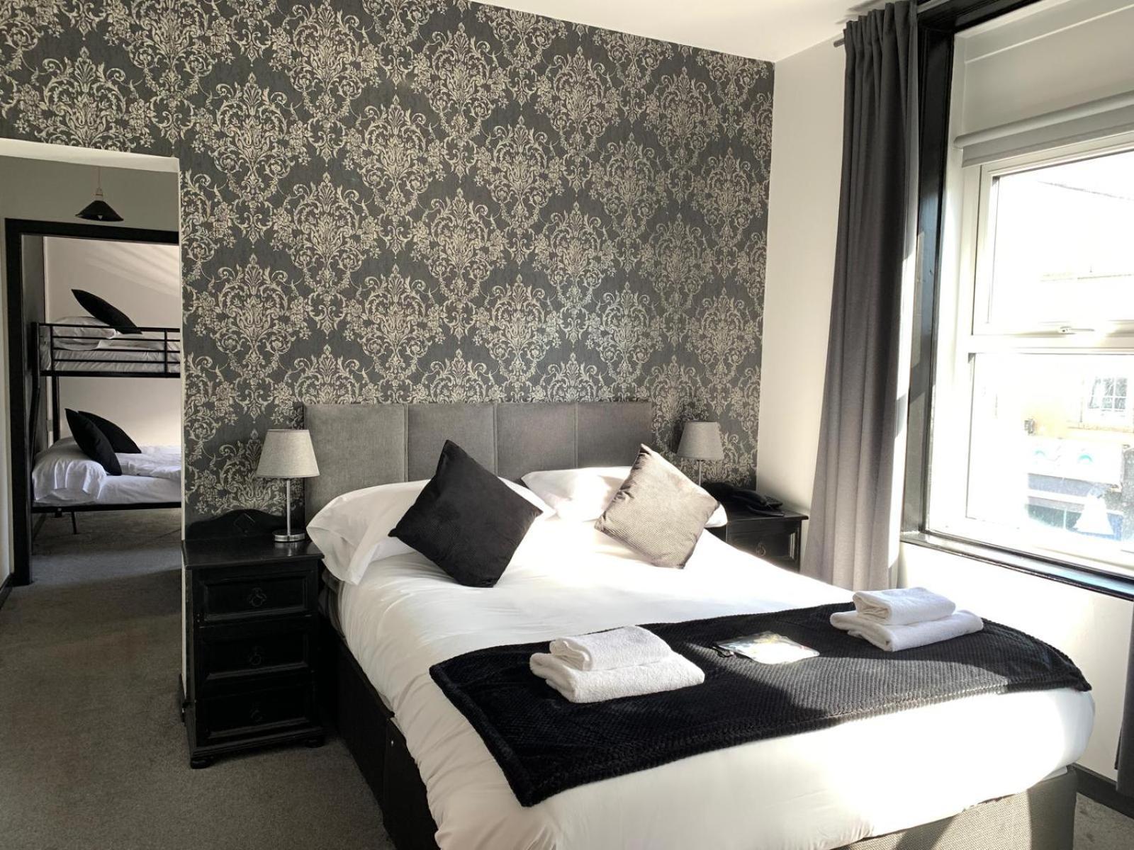 Bed and Breakfast The Donard Newcastle  Exterior foto